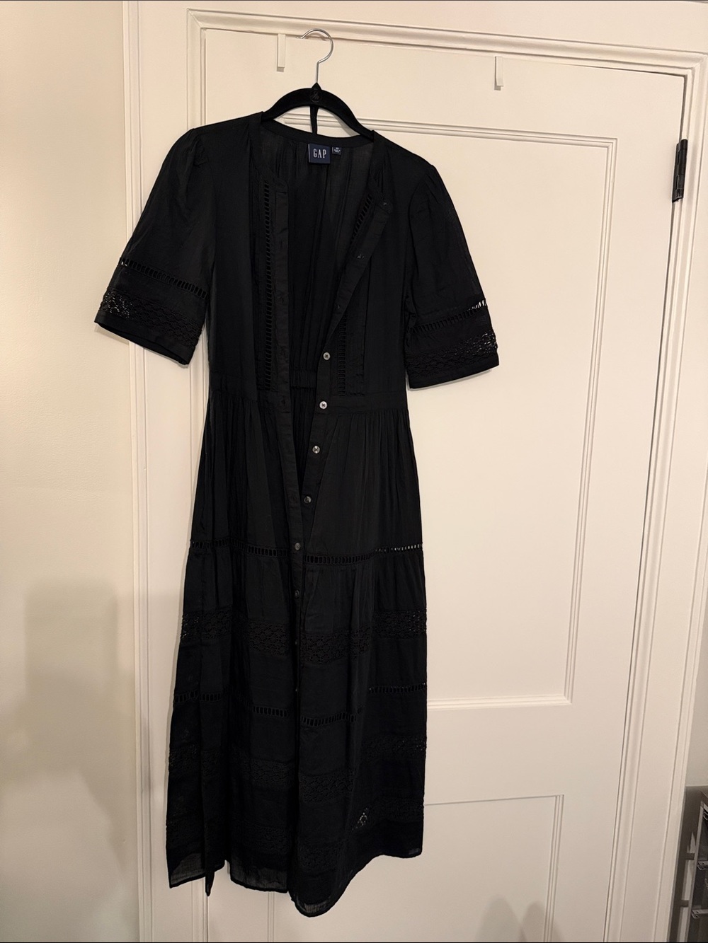 GAP Black Button-Front Lace-Trim Midi Dress